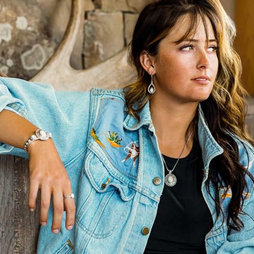 Montana Silversmiths Made in the USA Western Lifestyle Women's Cuff Bracelet - style: Heaven's Halo