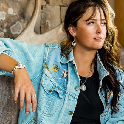 Montana Silversmiths Made in the USA Western Lifestyle Women's Cuff Bracelet - style: Heaven's Halo