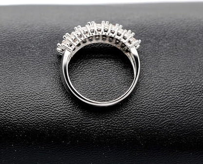 Uloveido Beautiful Women's 7 Stones Wedding Band Oval Cubic Zirconia Engagement Anniversary Rings J501 - color: Platinum-Champagne
