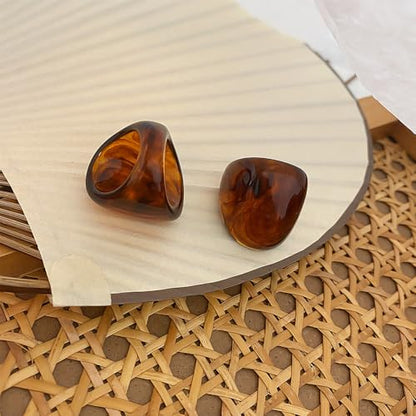Chunky Amber Tortoiseshell Resin Ring for Women Wide Band Statement Ring for Daily Wear Casual Outfits