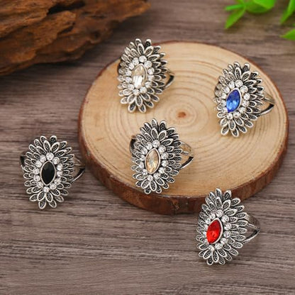 Boho Retro Rhinestone Ring Ethnic Big Flower Crystal Finger Ring Trendy Statement Tribal Indian Dance Costume Ring Jewelry for Women - color: Silver