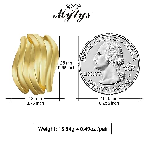 Mytys Two Tone Huggie Hoop Earrings Cross Over Design Twisted Rope Silver Gold Statement Wide Band Clip On Hoops for Women Fashion Jewelry Gift - color: Wave Gold