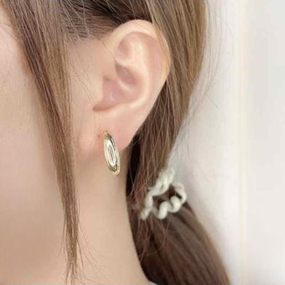 Hoop Invisible Clip On Earrings for Women Not Pierced Gold Small Twisted Hoop Comfortable Silver Large Clip On Earrings - color: Thick Hoop Gold