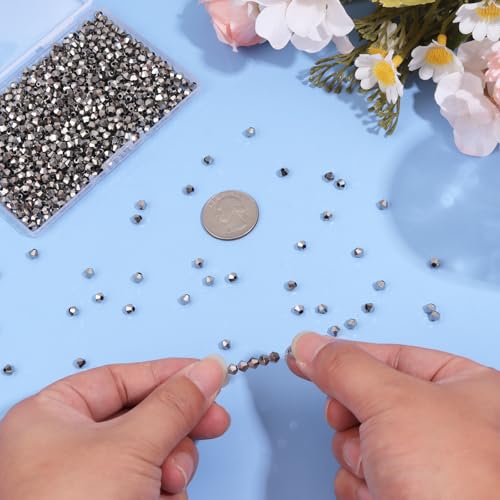 1000Pcs 4mm Faceted Crystal Glass Bicone Beads Loose Bead for DIY Bracelet Necklace Earring Keychain Jewelry Making,Silver - color: Silver