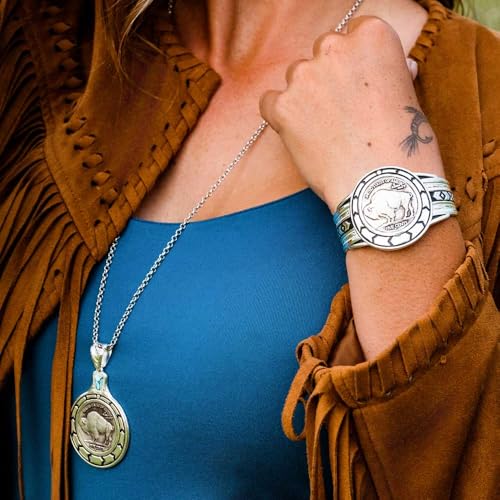 Montana Silversmiths Made in the USA Western Lifestyle Women's Cuff Bracelet - style: Buffalo Plains
