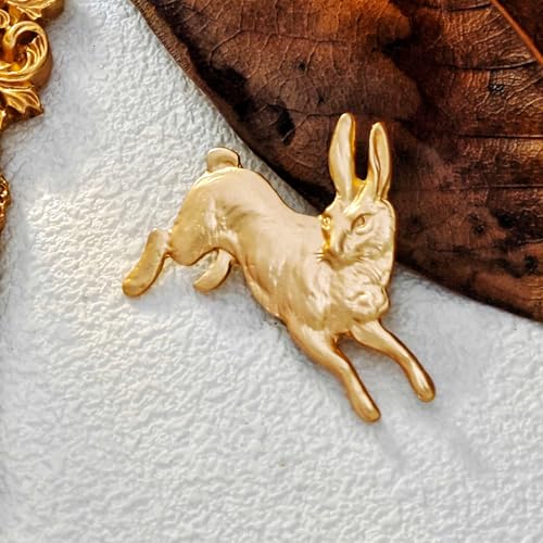 Whimsy Brass Gold Stamping Running Rabbit Brooch Pin - Vintage Animal Brooch with Intricate Muscular Detailing, 1.85 Inches - Ideal Gift for Forest Enthusiasts & Bunny Lovers