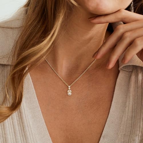 Pearl Necklaces for Women, Dainty Pearl Drop Necklace 14K Gold Plated CZ Pearls Pendant Necklace Small Gold Choker Necklaces for Women Trendy Wedding Jewelry Bridesmaids Gifts - color: Gold Plated-RX Pearl