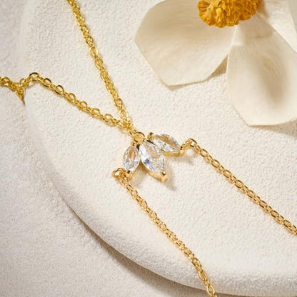 AceFun 1PC Gold Hand Chain Bracelet for Women Rhinestones Crown Pearls Beads Finger Ring Bracelets Trendy Dainty Simple Waterproof Bracelet Fashion Body Jewelry for Ladies - color: Crown