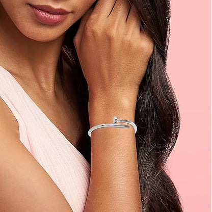 Gold Bangle Bracelets for Women -2PCS Friendship & Love Bangle Bracelet Clover Nail Bracelet Stack Set Trendy Non-Tarnish Stainless Steel Jewelry Gifts for Mom Wife Her - color: Silver-F