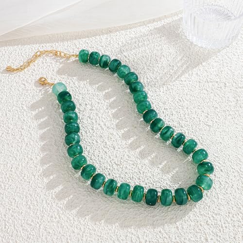 Chunky Beads Necklace for Women Trendy Gold Puffy Heart Choker Necklace Colorful Resin Beaded Heart Pendant Necklaces Statement Jewelry - color: Round-Deep Green