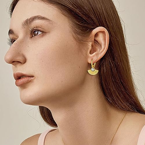 Gold Small Hoop Earrings for Wome | 14K Gold Plated Dainty Small Huggie Earrings S925 Sterling Silver Post Lightweight Drop/Dangle Huggie Earrings - color: Fan Shape