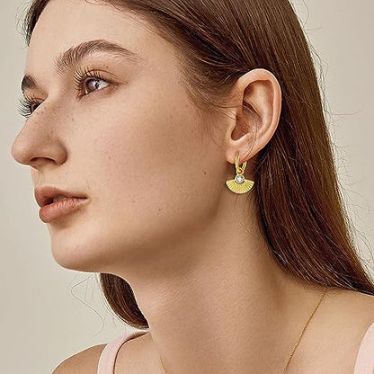 Gold Small Hoop Earrings for Wome | 14K Gold Plated Dainty Small Huggie Earrings S925 Sterling Silver Post Lightweight Drop/Dangle Huggie Earrings - color: Fan Shape