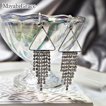 Dangle Silver Invisible Clip On Earrings for Women Not Pierced Gold Crystal Rhinestone Comfortable Hoop Fringe Long Chain Clip On Earrings - color: Fringe Silver 3