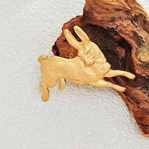 Whimsy Brass Gold Stamping Running Rabbit Brooch Pin - Vintage Animal Brooch with Intricate Muscular Detailing, 1.85 Inches - Ideal Gift for Forest Enthusiasts & Bunny Lovers