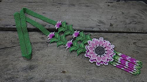 Handmade beaded Native native american style huichol glass seed bead Necklace Collar de cuentas nativas al estilo mexicano de los artesanos regalos para mujeres - color: Pink & White