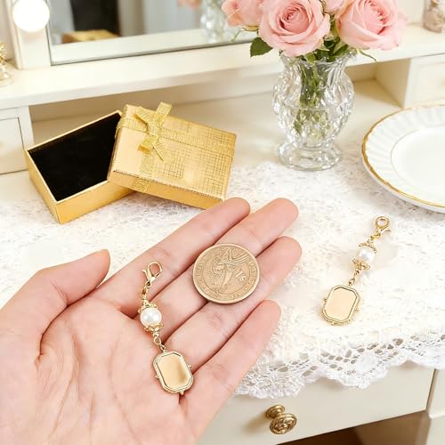 CHGCRAFT 2Pcs Wedding Bouquet Charm Rectangle Stainless Steel Memorial Photo Pendant with Freshwater Pearl and Necklace Boxes for Wedding Bridal Shower Party Decor, Gold, 60mm Tray: 14.5x10mm
