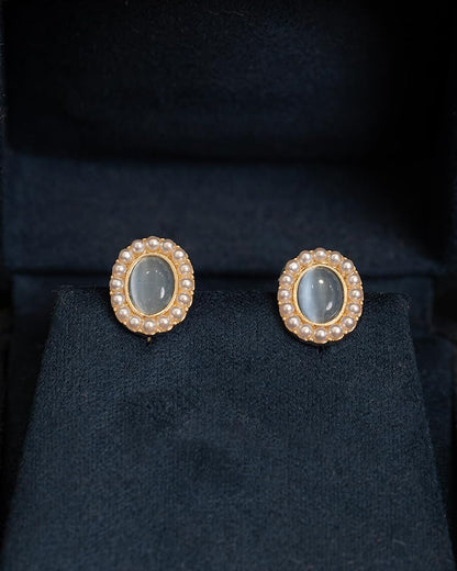 Vintage Style Pearl and Blue Stone Earrings,clip on earrings for women, Gold-Tone Frame,1920s,Oval Shape with Pearl Border