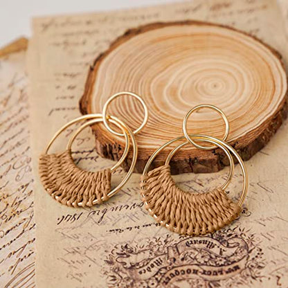 Raffia Hoop Earrings for Women Fun Boho Summer Beach Earrings Lightweight Handmade Straw Wicker Rattan Dangle Earrings Statement Geometric Round Drop Earrings - color: Brown - Round
