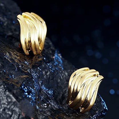 Mytys Two Tone Huggie Hoop Earrings Cross Over Design Twisted Rope Silver Gold Statement Wide Band Clip On Hoops for Women Fashion Jewelry Gift - color: Wave Gold