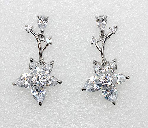 Faship Gorgeous CZ Crystal Floral Necklace Earrings Set - color: Clear