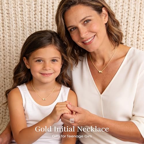 Turandoss Gold Initial Necklace for Girls Women, Letter A-Z Heart Necklace | 14K Gold Plated, Heart Initial Necklace, Gold Necklace for Women, Box Chain, Teen Girl Jewelry, Personalized Birthday Gifts - color: K