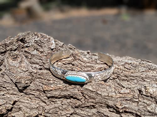 Native American Bracelet, Turquoise Cuff, Sterling Silver Engraved Accents Jewelry, SouthWest Artisans sz 6.75in