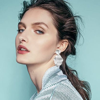 Women's Statement Clip-On Earrings Hypoallergenic Lightweight Clip Earrings - color: silver leaf