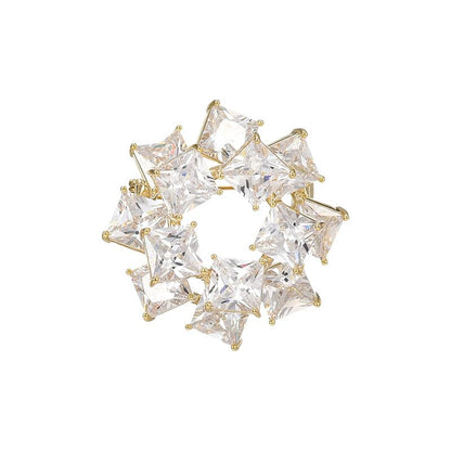 Brooches and Pins for Women Elegant Flower Pearl Brooches Costume Broches Jewelry Lady Christmas Pin for Women - style: Sparkling