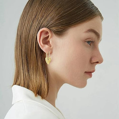 Gold Small Hoop Earrings for Wome | 14K Gold Plated Dainty Small Huggie Earrings S925 Sterling Silver Post Lightweight Drop/Dangle Huggie Earrings - color: Heart