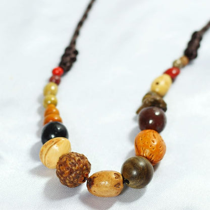COLORFUL BLING Natural Chunky Wooden Beads Statement Necklace Boho African Tribal Collar Choker Bib Necklace Hippie Vacation Jewelry for Unisex Men Women - color: Bodhi seed