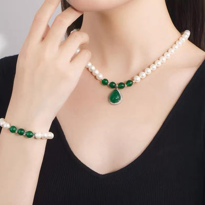 Faux Pearl Jade Necklace Earring Bracelet Set Green Bead Drop Earrings Elastic Beaded Bracelet for Mom Bride Adjustable Simulated Jade Pearl Choker with Diamond for Wedding Birthday Party Gifts 3PCS
