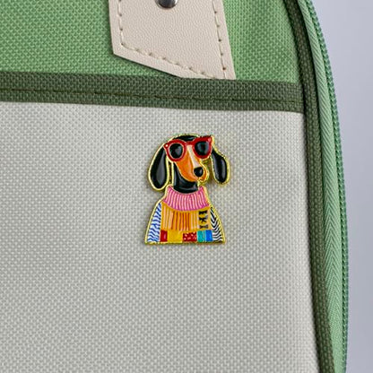 Cute Dachshund in Sweater With Sunglasses Enamel Pin For Wienie Mom, Kawaii Wiener Dog Lover Pin Brooch, Cool Dachshund Sweater Brooch Badge, Doxie Dog Mom Gift, Cute Sausage Puppy Lapel Badges For Animal Lover Pet Owner, Cozy Wiener Puppy Accessory