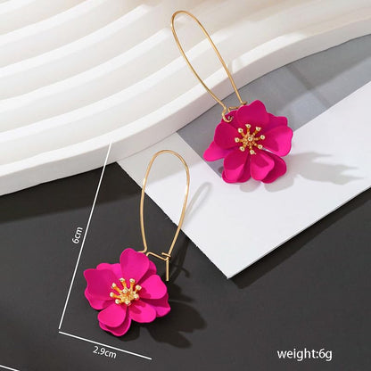 WCRAZYE Bohemian Daisy Flower Earrings Necklace Sets for Women Unique Trendy Boho Matte 3D Gold Flower Floral Petal Statement Earring Wedding Jewelry - color: Rose Red