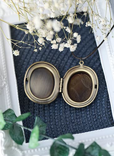 Handmade Oval Shaped Photo Locket with dried Pressed Flowers Locket pendant Necklace - style: Forget Me Not