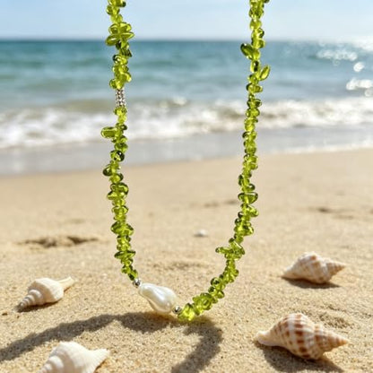 Green Resin Chip Bead Necklace for Women, Faux Baroque Pearl Choker Necklace, Nature Inspired Statement Jewelry for Beach Vacation