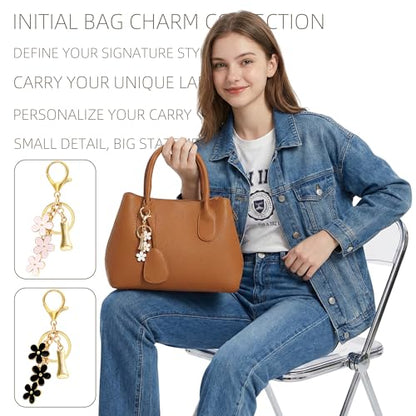 Floral Series Initial Bag Charm, Cute Flower & Bubble Letter Purse Charms, Keychain Accessories Gift for Women - color: White Flower, style: I