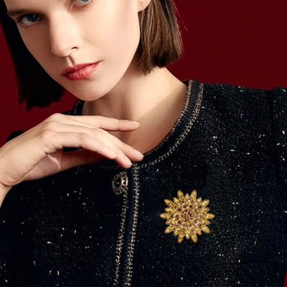 Rhinestone Flower Brooch Pin for Women Fashion Sparkling Crystal Sunflower Floral Brooch Floral Lapel Pins Fashion Wedding Jewelry Gifts - color: Gold