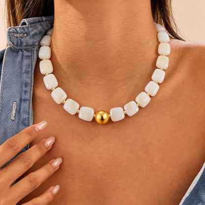 VIBILIA Boho Beaded Chunky Statement Necklace for Women Y2K Summer Jewelry | Boho Handmade Large Resin Bead Strand, Trendy Statement Summer Vacation Holiday Jewelry - color: Square-White