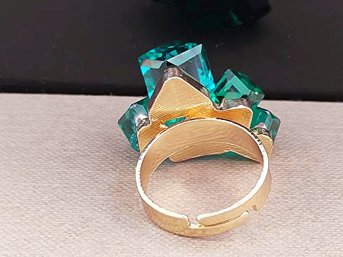 Hebelee Boho Square Crystal Statement Ring for Women Adjustable | Gold-Toned Expandable Promise Engagement Geometric Rings Comfort Fit Elegant Art Deco Christmas Cocktail Y2K Jewelry - color: Green