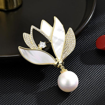 Brooches and Pins for Women Elegant Flower Pearl Brooches Costume Broches Jewelry Lady Christmas Pin for Women - style: GD-1912