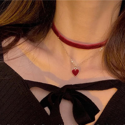Black Choker Necklaces for Women 90s Red Black Velvet Choker Necklace Thick Thin Chocker Tube Heart Circle Choker Necklace Lace Tatto Collar Necklace Goth Choker Jewelry - style: D2-heart