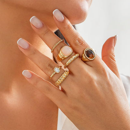 Vintage Boho Crystal Rings Set Chunky Retro Style Gold Statement Big Fashion Western Antique Hippie Knuckle Cocktail Ring Stack Jewelry for Women
