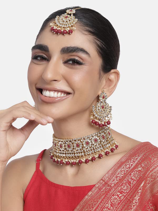 Aheli Faux Pearl Choker Necklace with Earrings Indian Traditional Bollywood Jewelry Set Gift for Women - color: Maroon