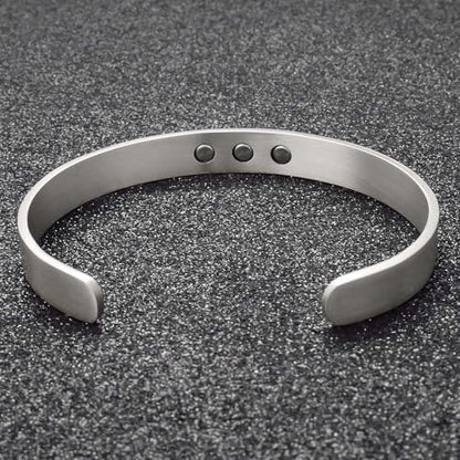 99.9% Pure Copper Cuff Bracelet for Men Exquisite Cuff Bracelets with Tricolor Design and Unique Motifs Easy Adjustable