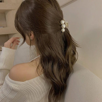 Small Hair Clips Three Pearl Hair Clip for Women Hair Claws Hairpin Small Hairpins Cute Hair Claws for Half Hair Acrylic Hair Claw Clips Mini Hair Clips Cute Clips Fashion Hair Accessories 1PCS - color: Three Pearl