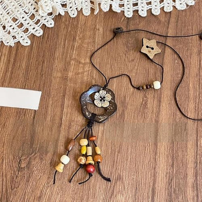 Boho Necklace for Women Long Layered Wooden Leather Leaf Pendant Statement Necklace Vintage Boho Jewelry - style: Flower B