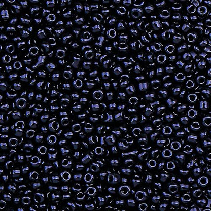 2000pcs Glass Seed Beads Bulk, 4mm 6/0 Mini Pony Spacer Small Individual Color Seed Beads for DIY Bracelet Necklaces Wrist Jewelry Making, Black - color: Black
