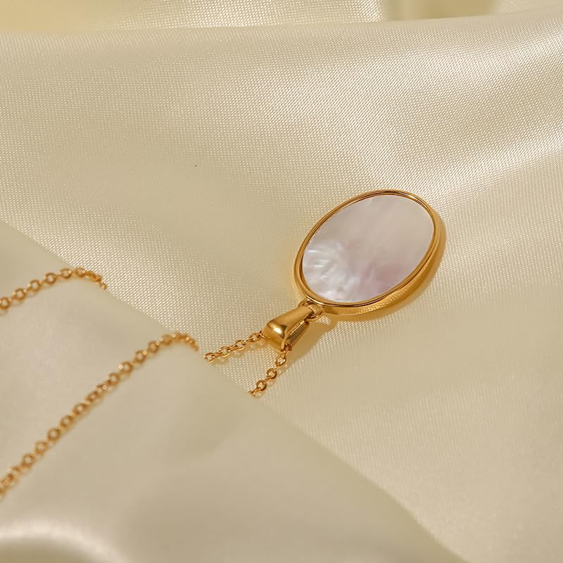 Unisex Celestial Gold Pendant Necklaces, Sun/Moon/Star/Angle Celestial Elements Unisex Choker Gold Lover Chains for Men and Women Jewelry - color: Gold Chain - Sun #3
