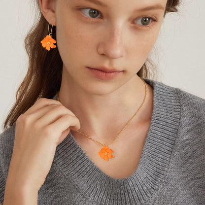 WCRAZYE Bohemian Daisy Flower Earrings Necklace Sets for Women Unique Trendy Boho Matte 3D Gold Flower Floral Petal Statement Earring Wedding Jewelry - color: Orange