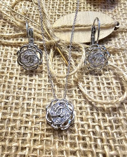 Women 18K Gold Plated White Crystal Roses Flowers Necklace and Earrings Set for Women Wedding Party Bridal Bridesmaid Accessories - color: Silver